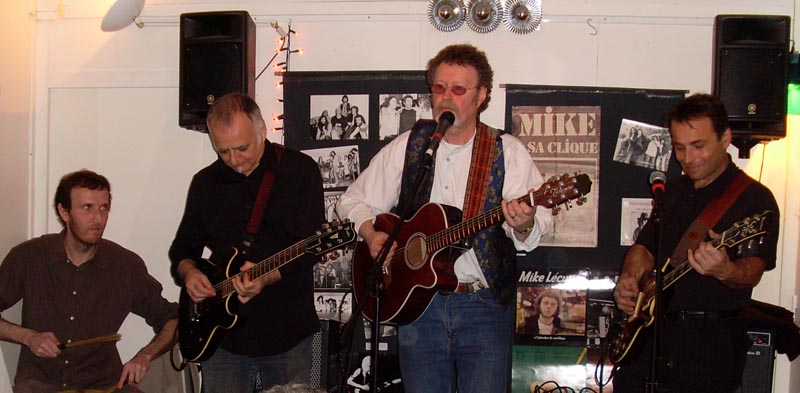 02-AnnivMike25rec EL