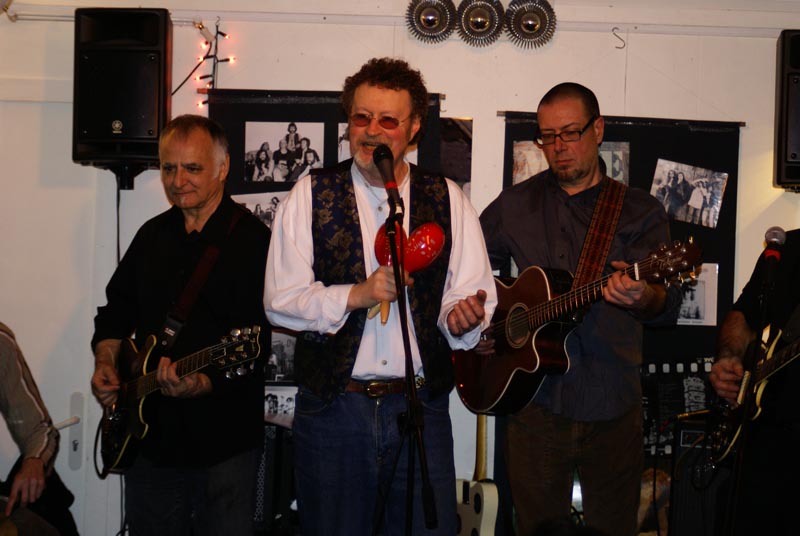 090306-AnnvivMIKE6061-XP