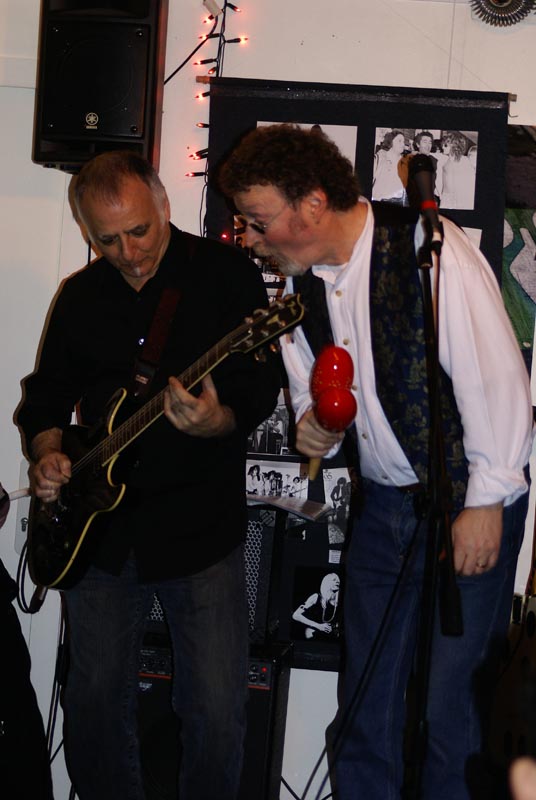 090306-AnnvivMIKE6071-XP