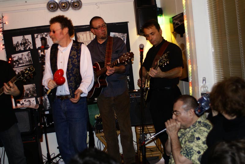 090306-AnnvivMIKE6082-XP