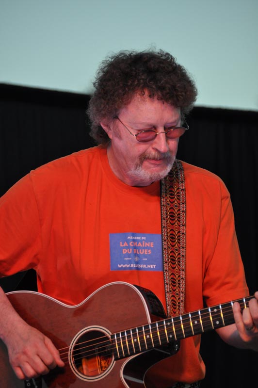 Gresi2010-024mike-BluesMag